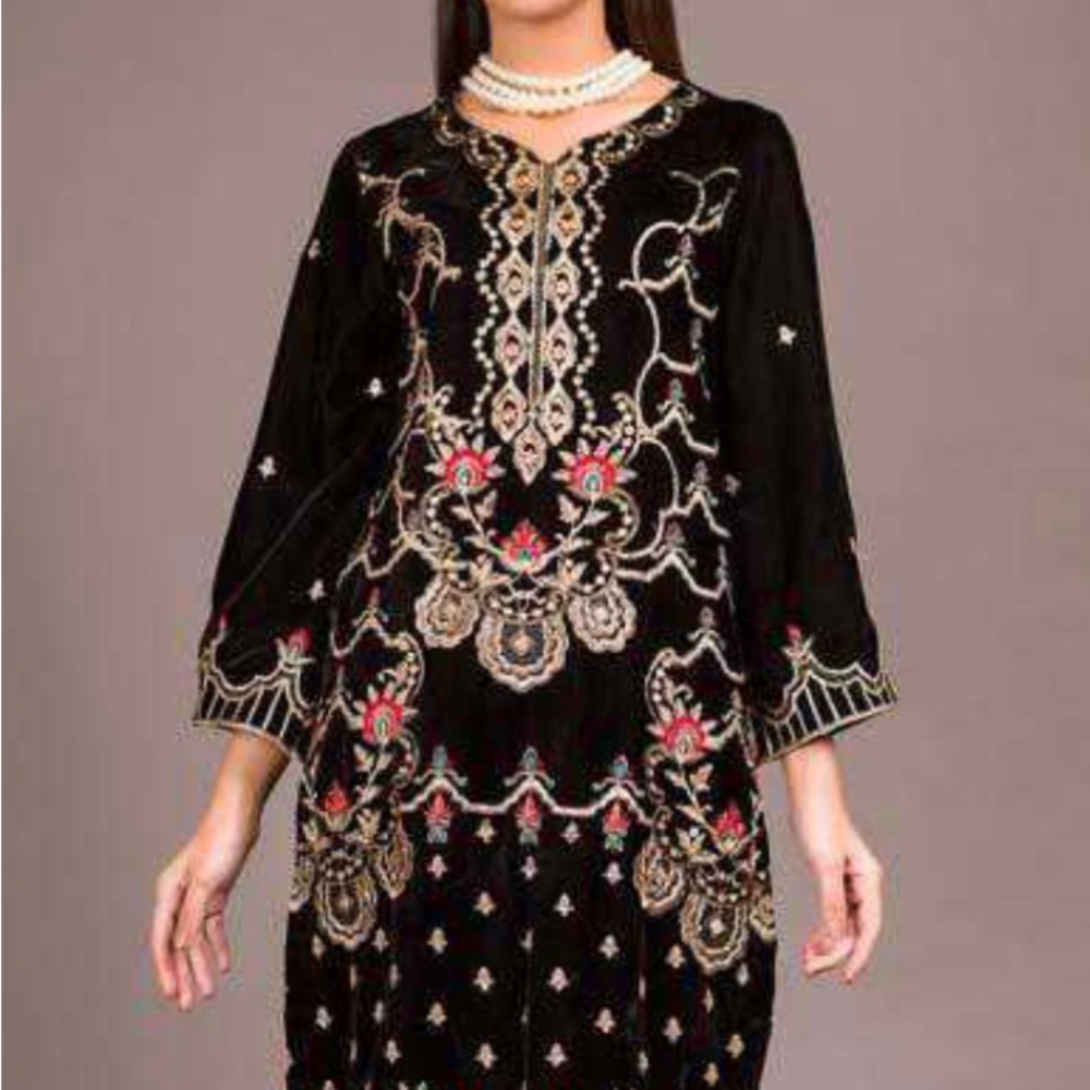 Pakistani brands like 2 piece shirt and trouse new velvet with full embroidered